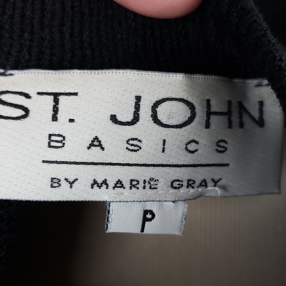 St. John black cropped Button Fronr sweater Size P (0 OR 2) - Picture 4 of 8